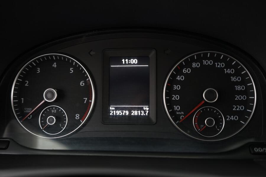 Volkswagen Touran vaihtoauto