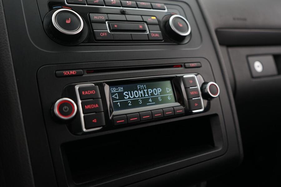 Volkswagen Touran vaihtoauto