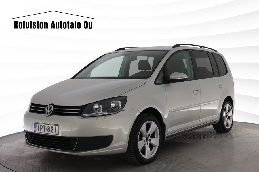 Volkswagen Touran vaihtoauto