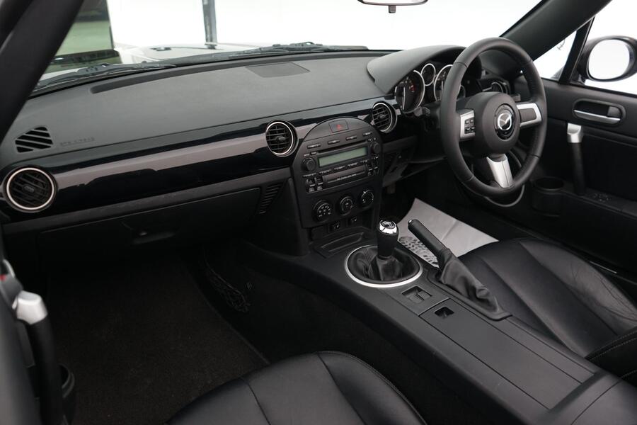 Mazda MX-5 vaihtoauto