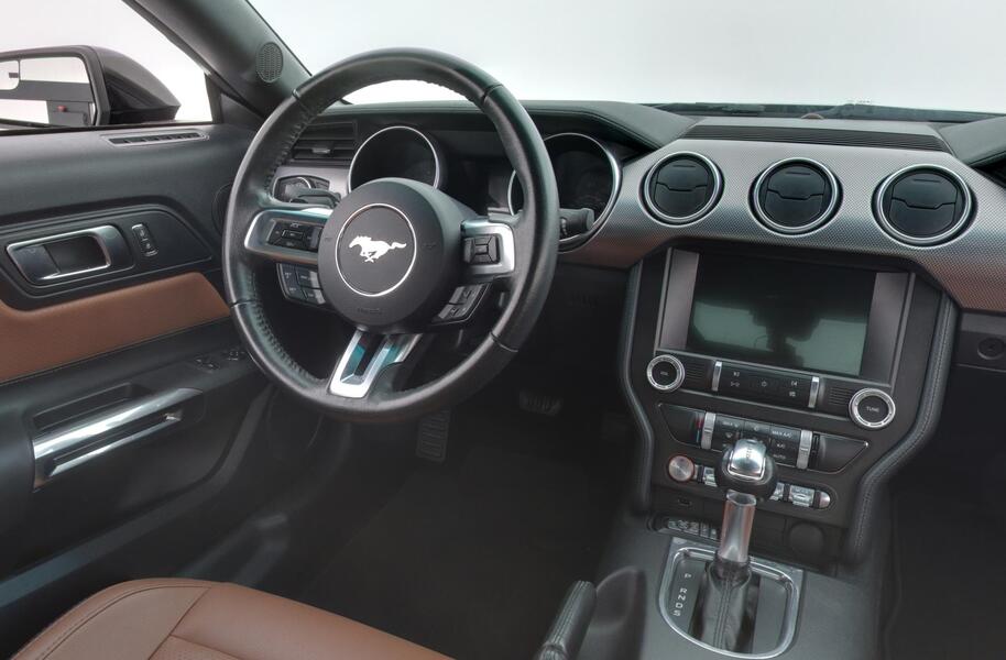 Ford USA Mustang vaihtoauto