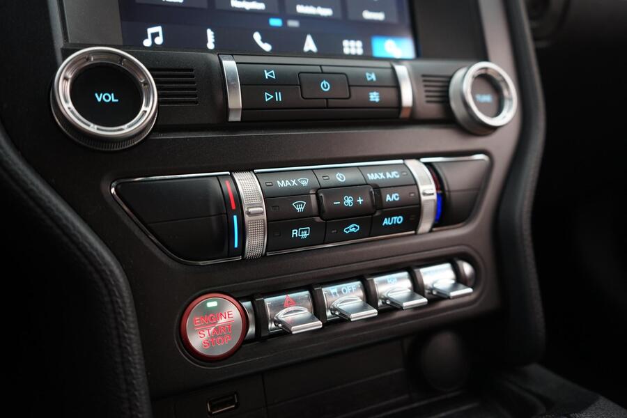 Ford USA Mustang vaihtoauto