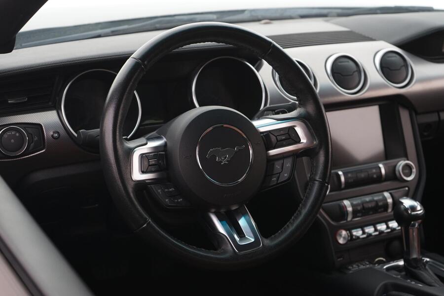 Ford USA Mustang vaihtoauto