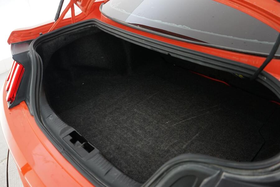 Ford USA Mustang vaihtoauto