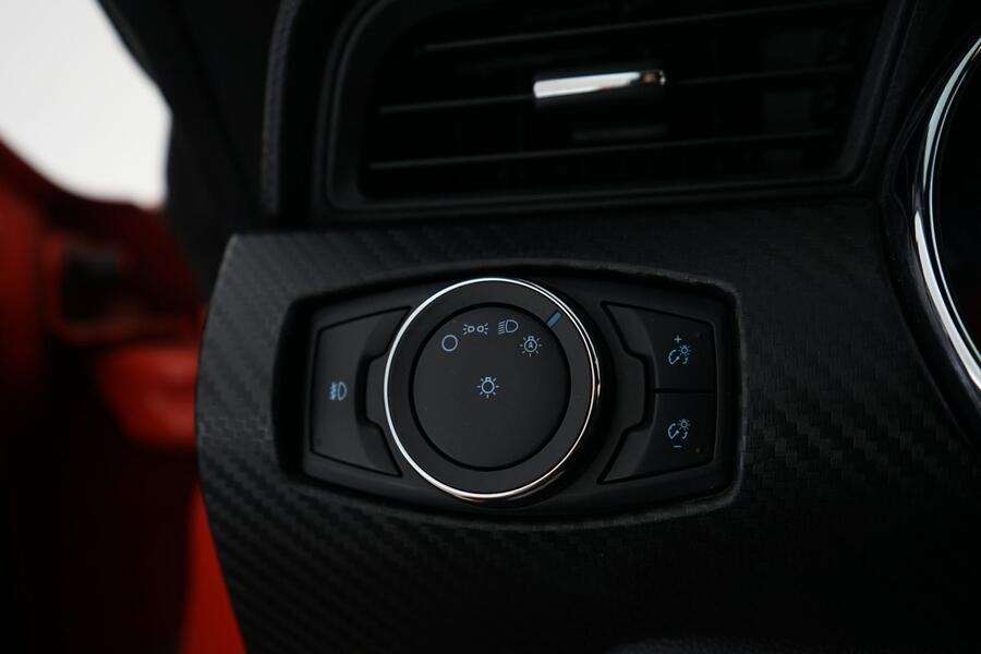 Ford USA Mustang vaihtoauto