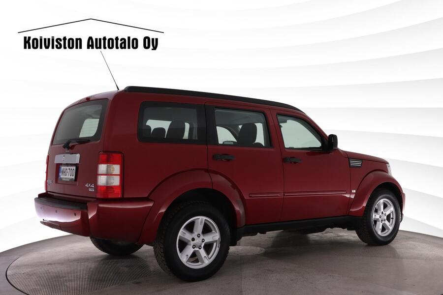 Dodge Nitro vaihtoauto
