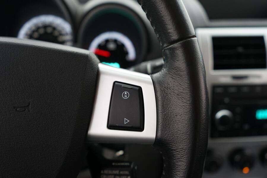 Dodge Nitro vaihtoauto