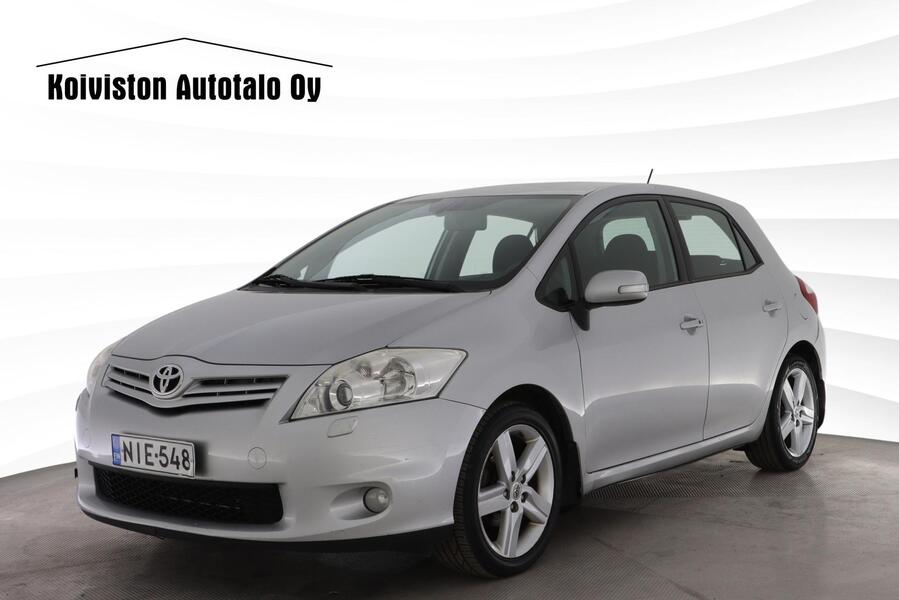 Toyota Auris vaihtoauto