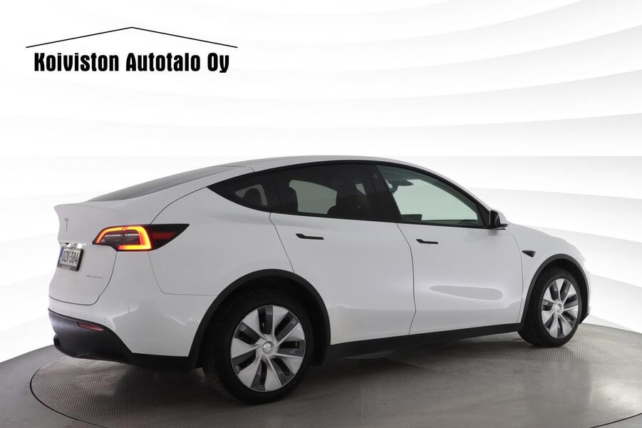 Tesla Model Y vaihtoauto