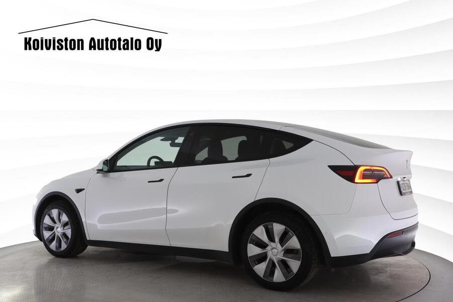 Tesla Model Y vaihtoauto