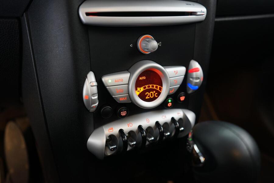 Mini Cooper vaihtoauto