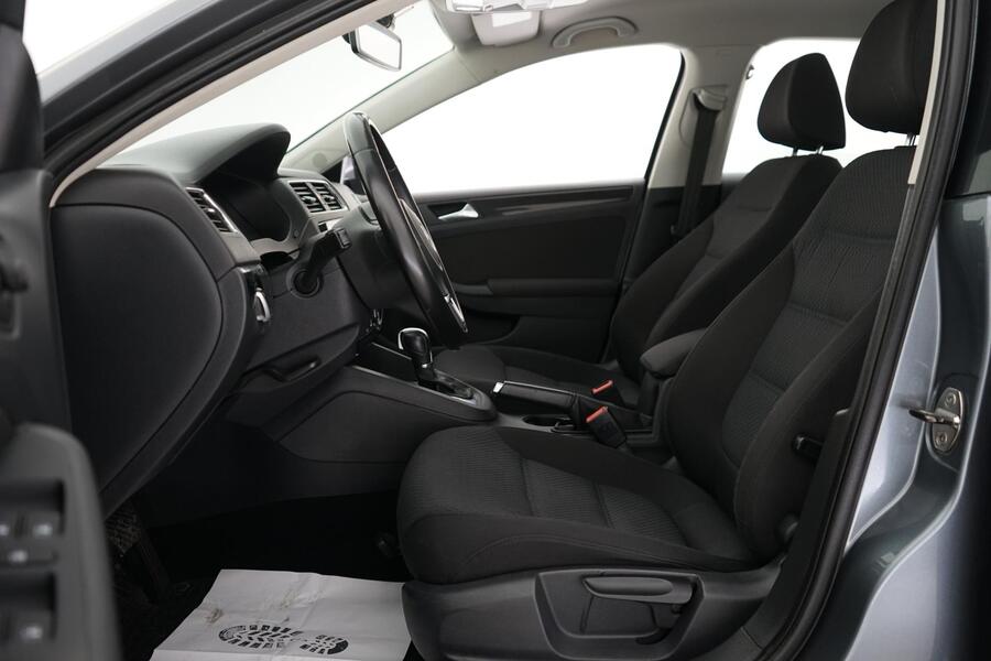 Volkswagen Jetta vaihtoauto