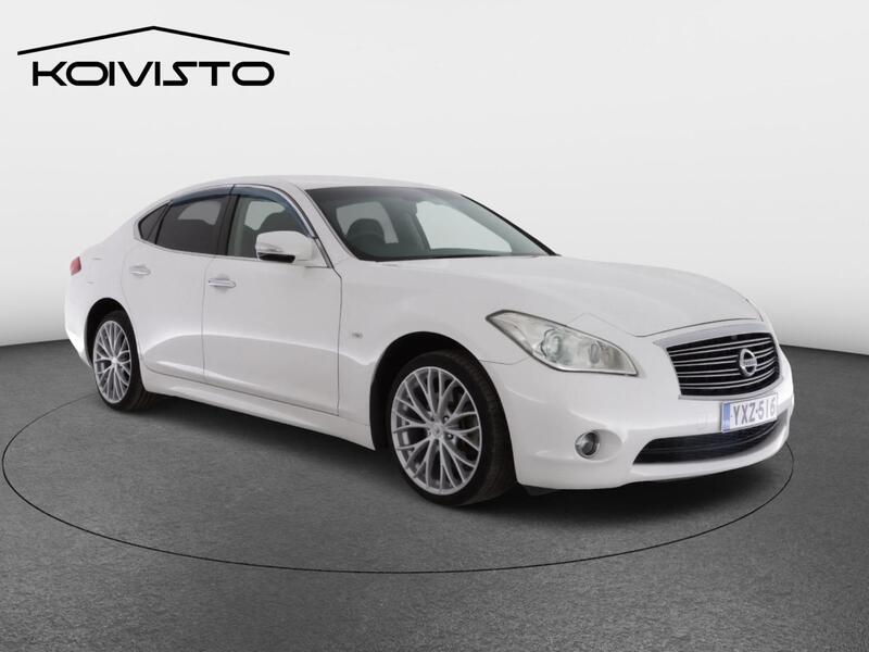 Nissan Fuga vaihtoauto