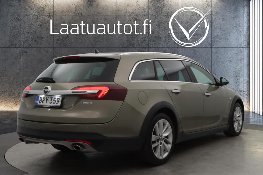 Opel Insignia vaihtoauto