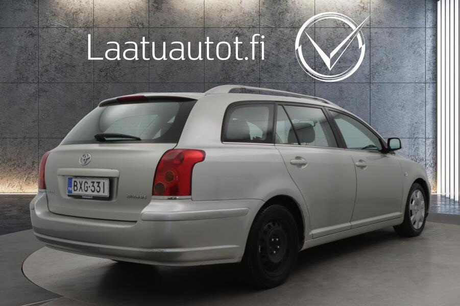 Toyota Avensis vaihtoauto