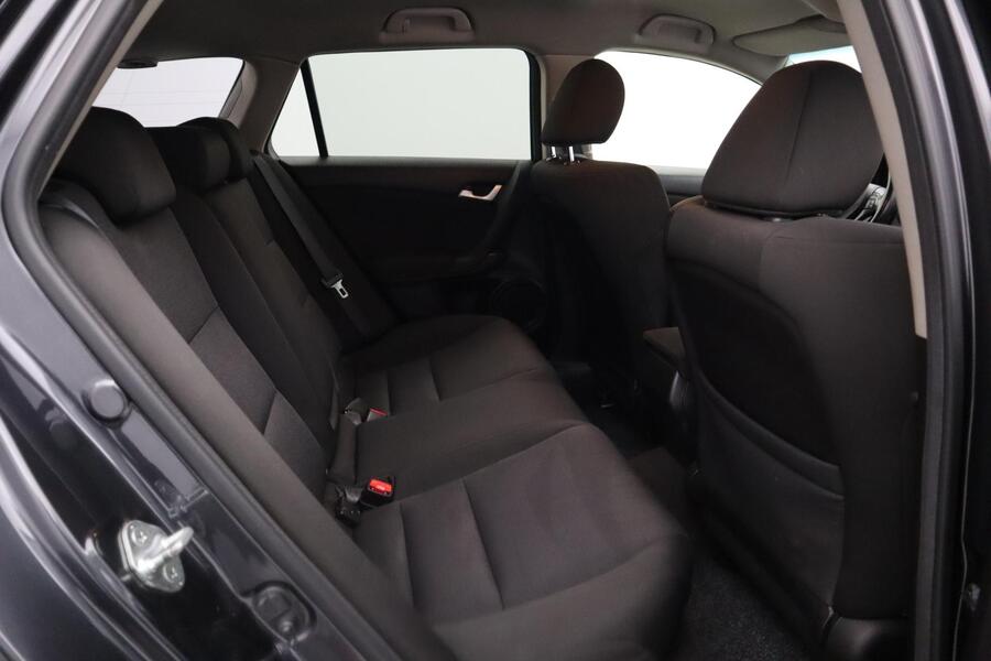 Honda Accord vaihtoauto