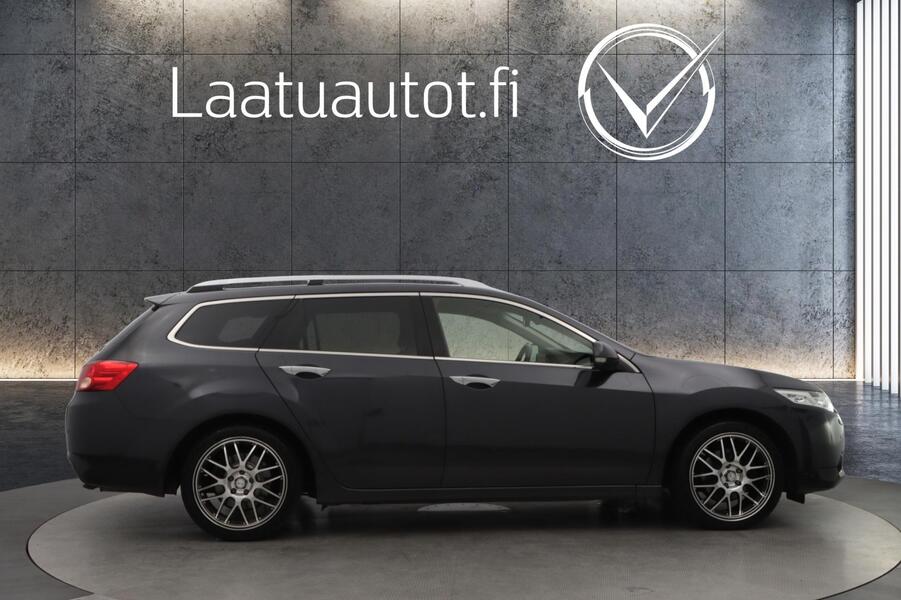 Honda Accord vaihtoauto