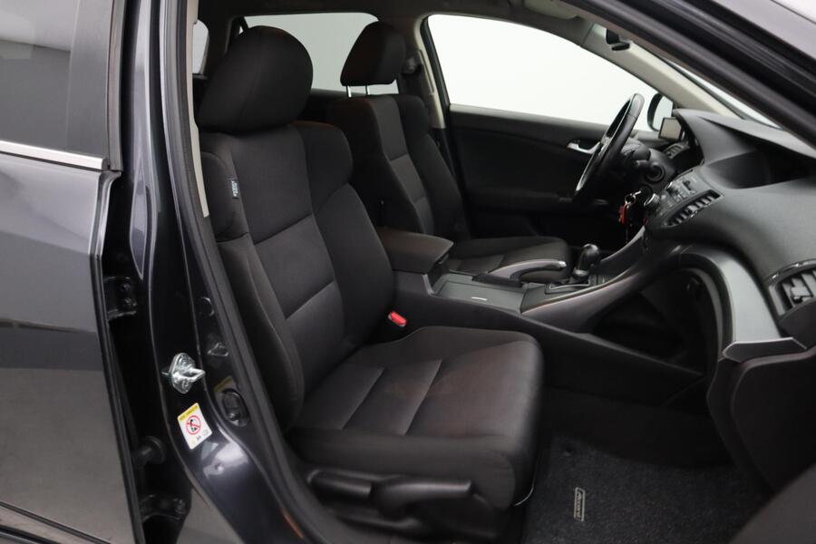 Honda Accord vaihtoauto