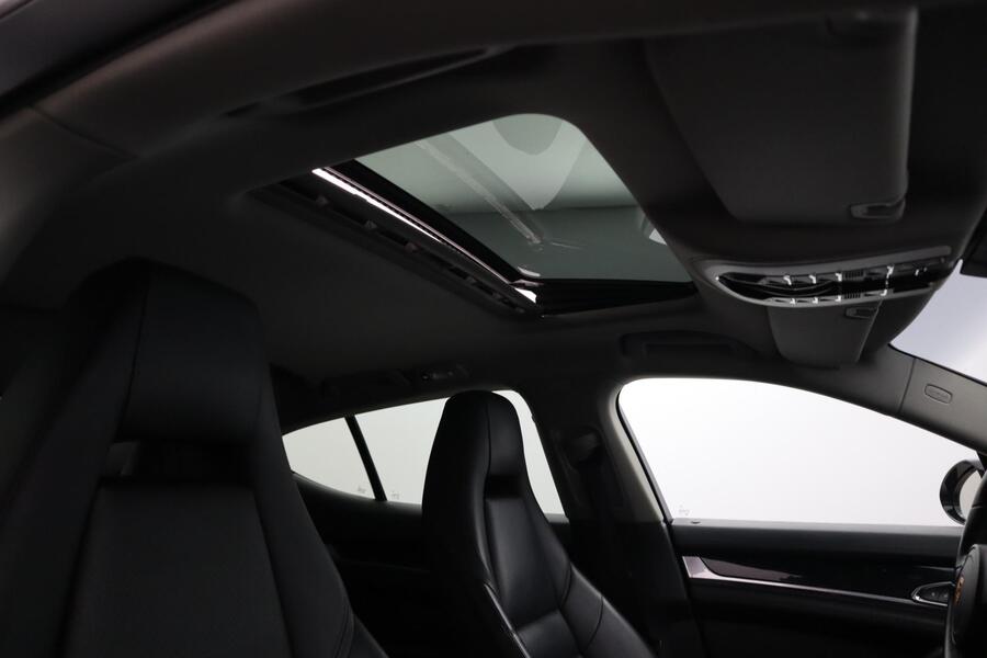 Porsche Panamera vaihtoauto