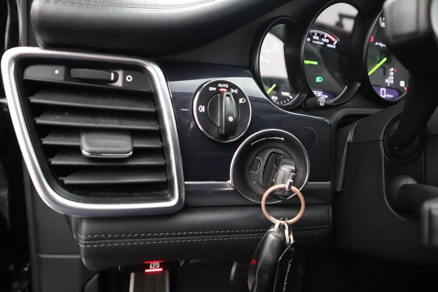 Porsche Panamera vaihtoauto