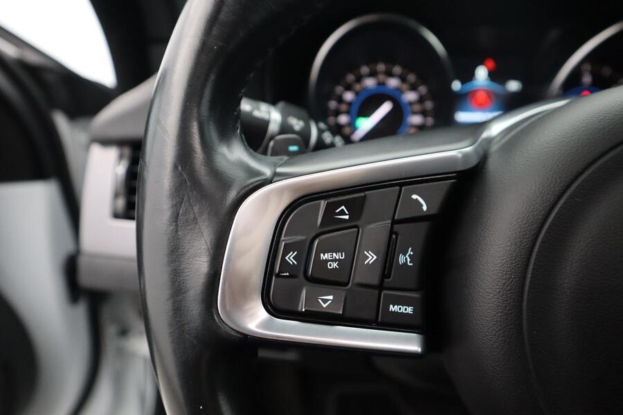 Jaguar XF vaihtoauto