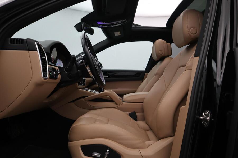 Porsche Cayenne vaihtoauto