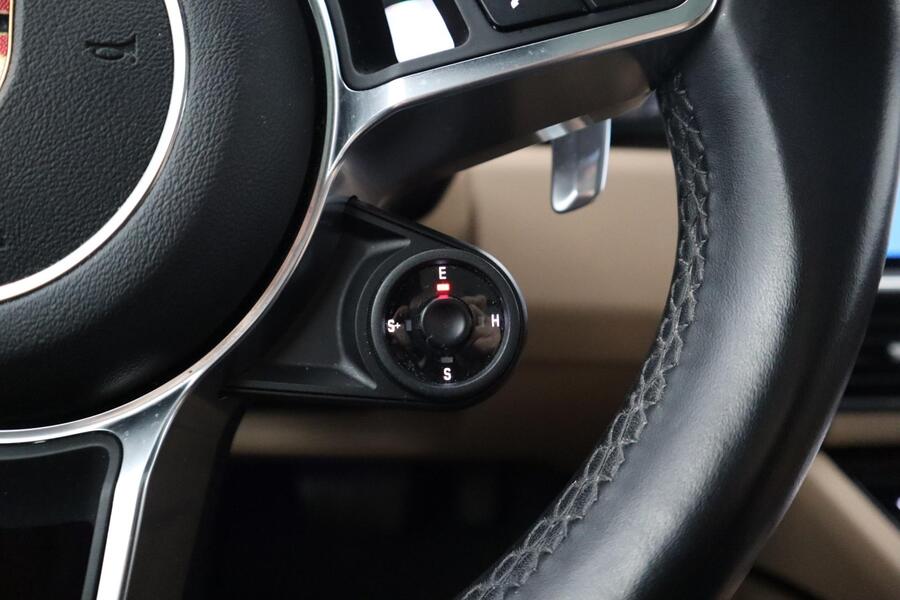 Porsche Cayenne vaihtoauto