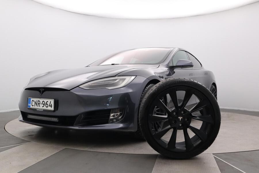 Tesla Model S vaihtoauto