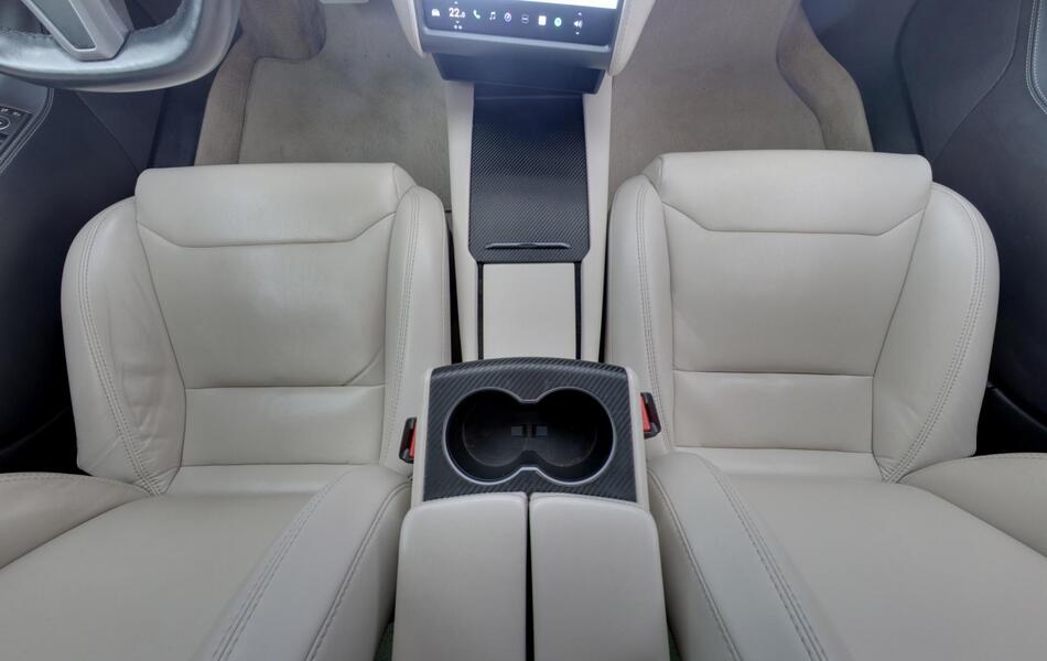 Tesla Model S vaihtoauto