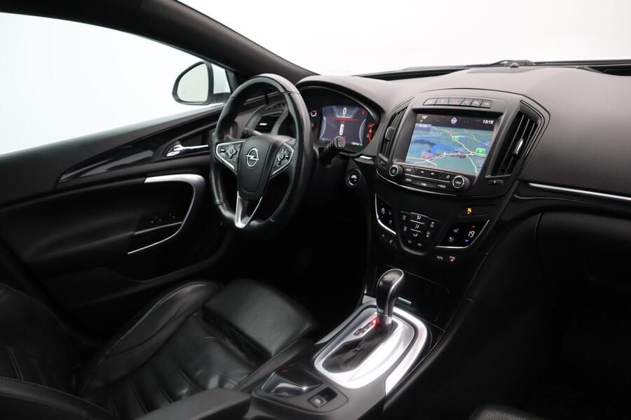 Opel Insignia vaihtoauto