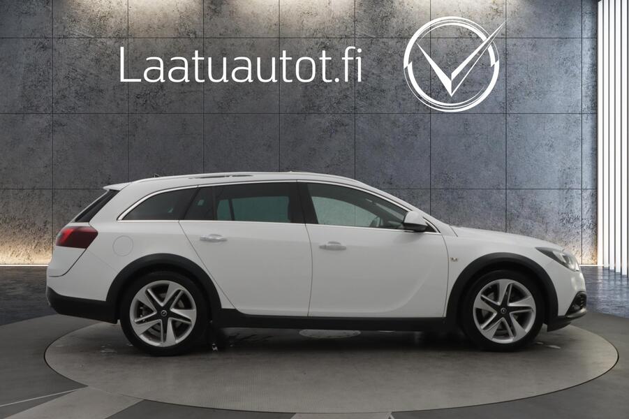 Opel Insignia vaihtoauto