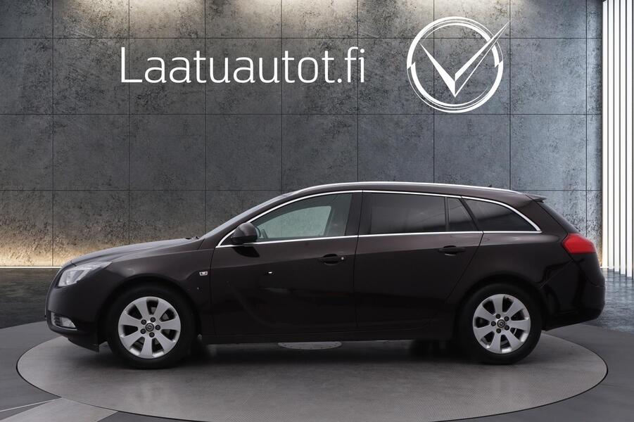 Opel Insignia vaihtoauto