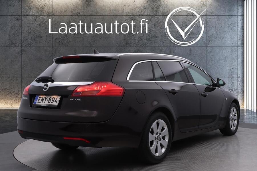 Opel Insignia vaihtoauto