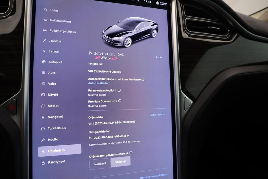 Tesla Model S vaihtoauto