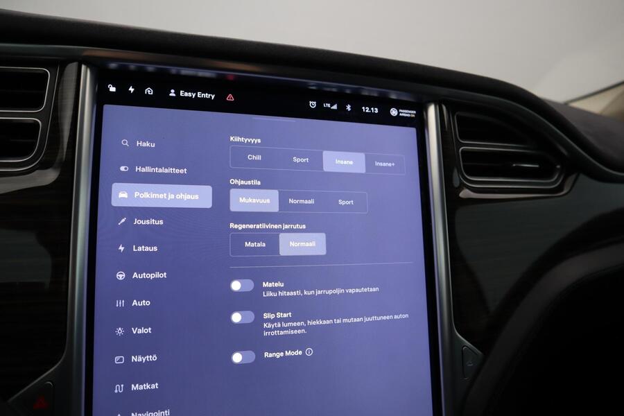 Tesla Model S vaihtoauto