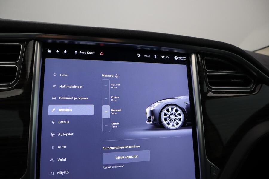 Tesla Model S vaihtoauto