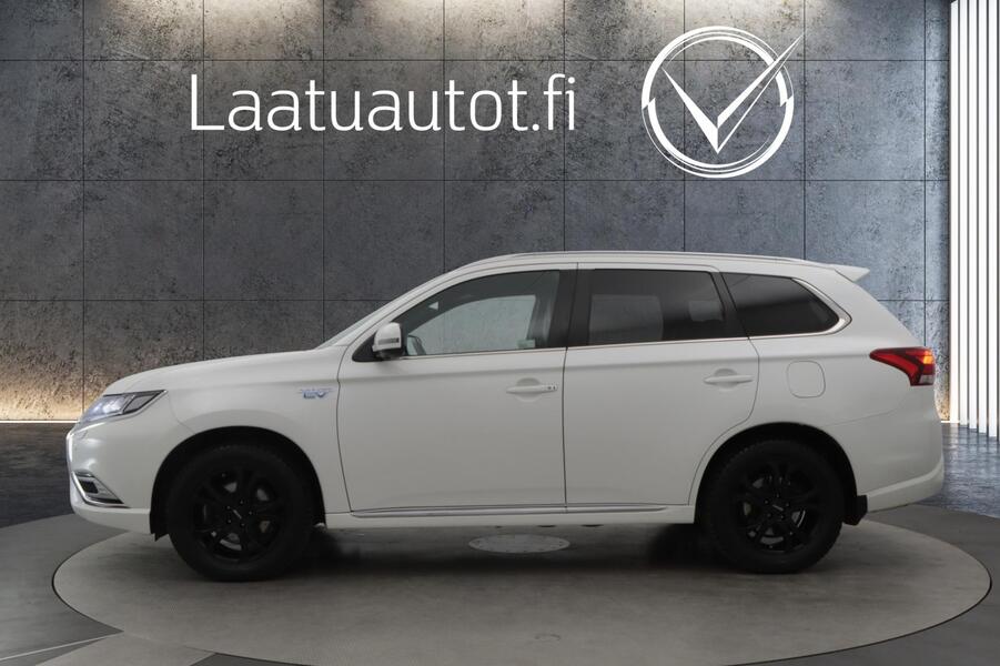 Mitsubishi Outlander PHEV vaihtoauto