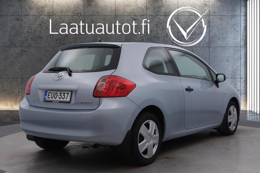 Toyota Auris vaihtoauto