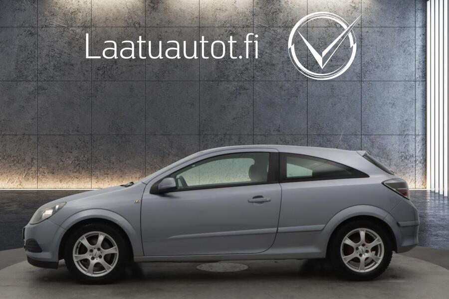 Opel Astra vaihtoauto
