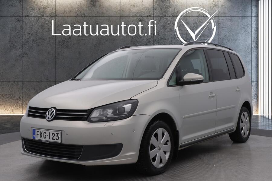 Volkswagen Touran vaihtoauto