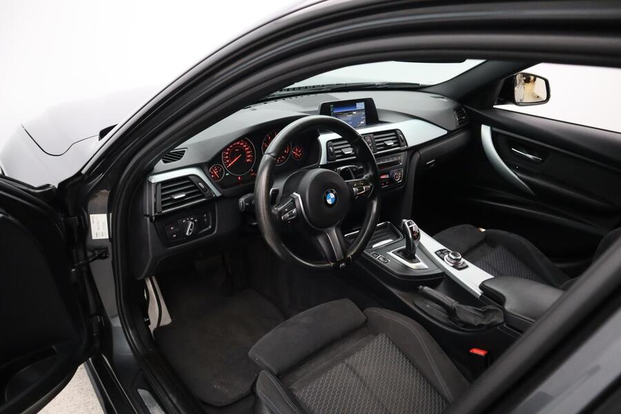 BMW 320 vaihtoauto