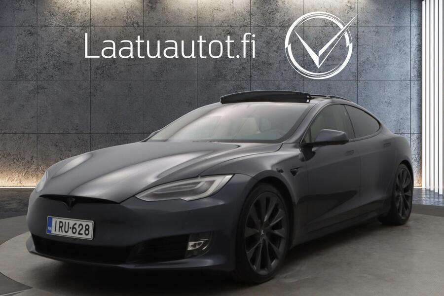 Tesla Model S vaihtoauto