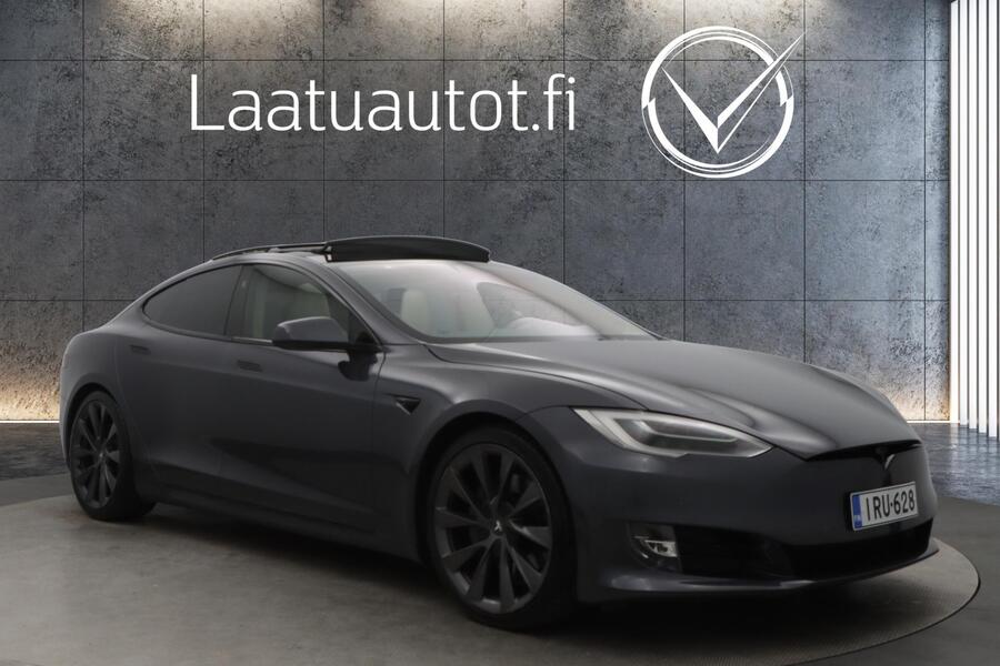 Tesla Model S vaihtoauto