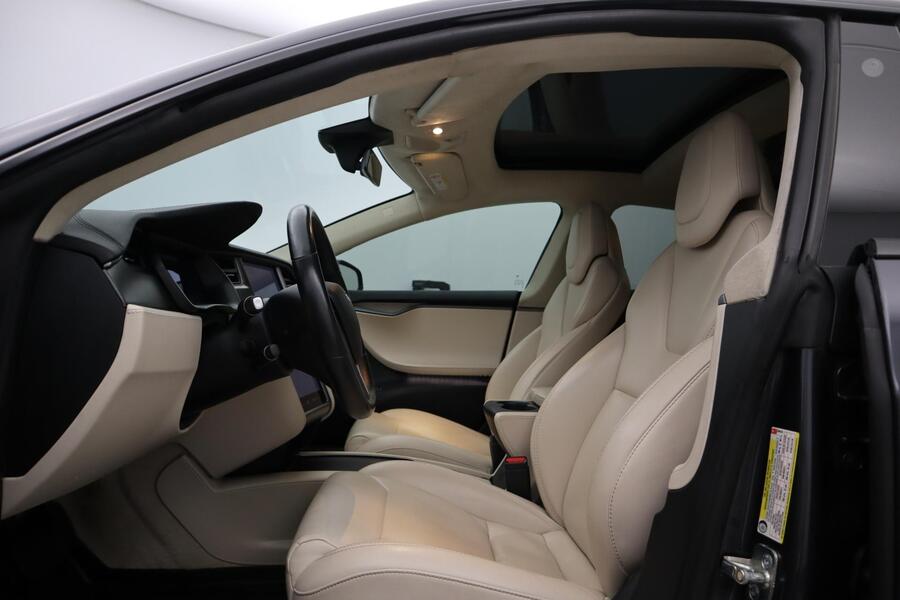 Tesla Model S vaihtoauto