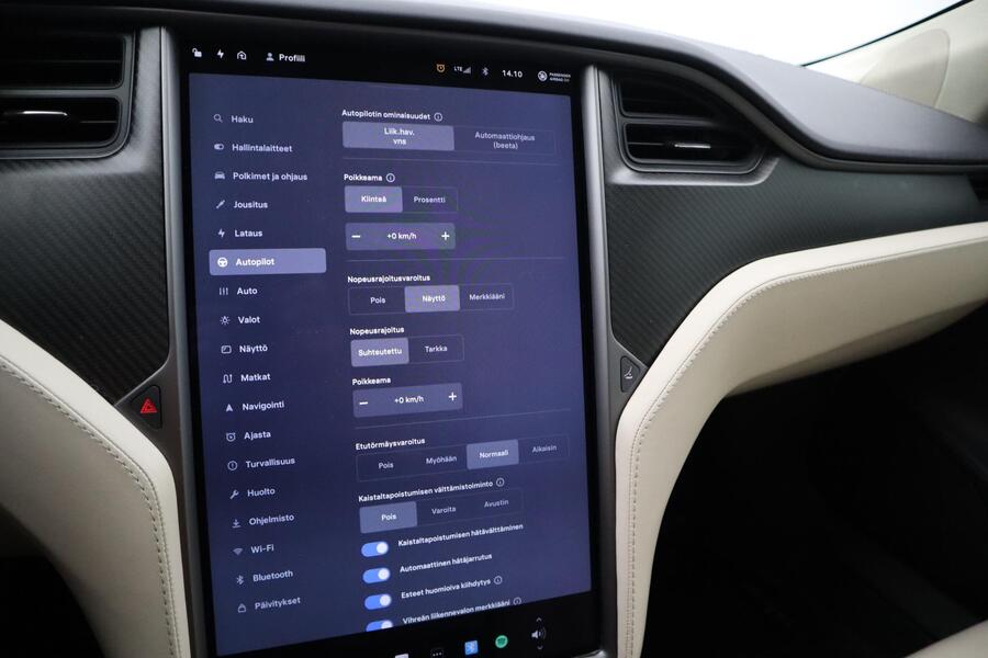 Tesla Model S vaihtoauto