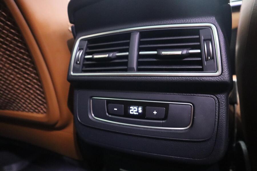 Audi Q7 vaihtoauto