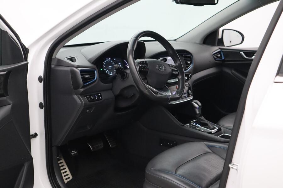 Hyundai IONIQ hybrid vaihtoauto