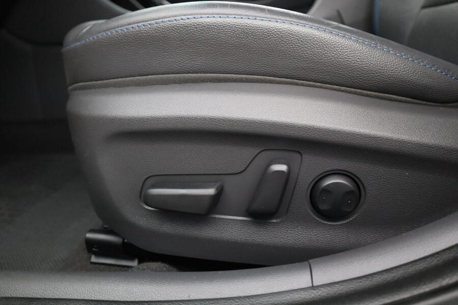 Hyundai IONIQ hybrid vaihtoauto