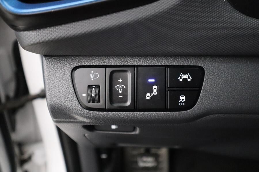 Hyundai IONIQ hybrid vaihtoauto