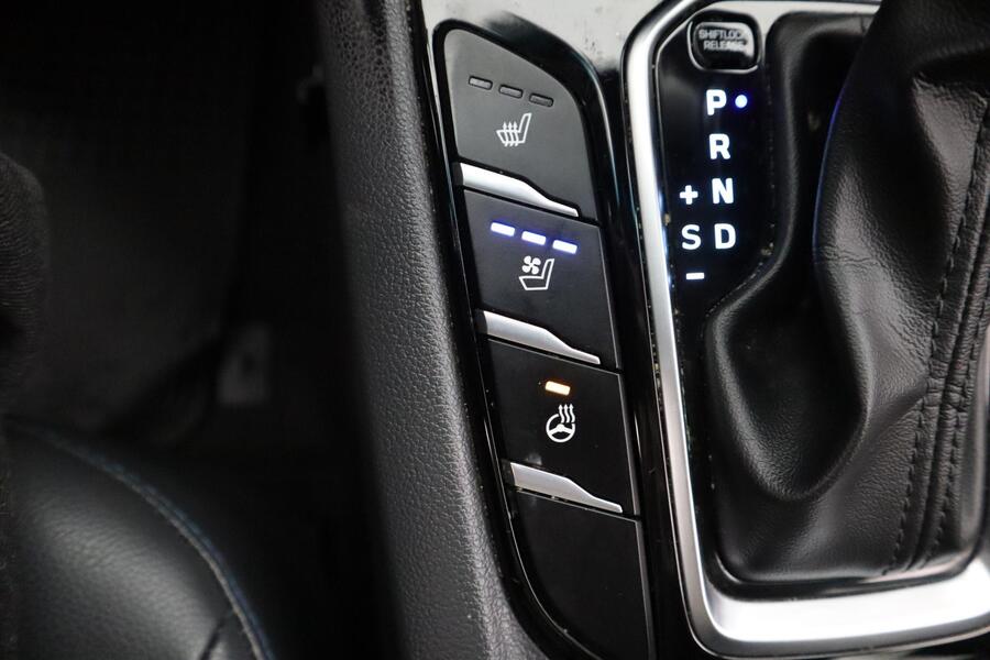 Hyundai IONIQ hybrid vaihtoauto